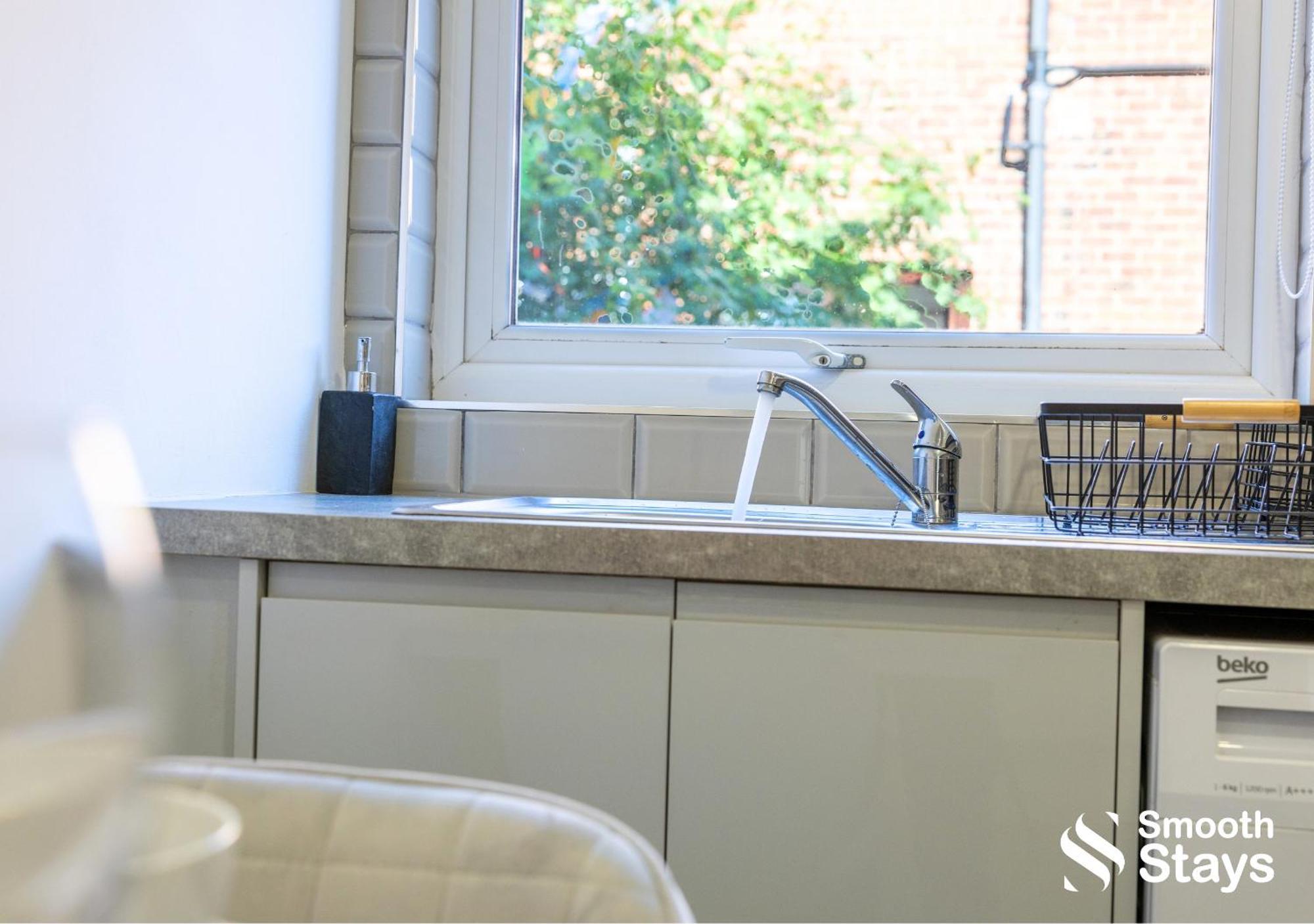 One Bedroom Apartment At Smooth Stays Short Lets & Serviced Accommodation Preston With Parking Near Train Station 외부 사진