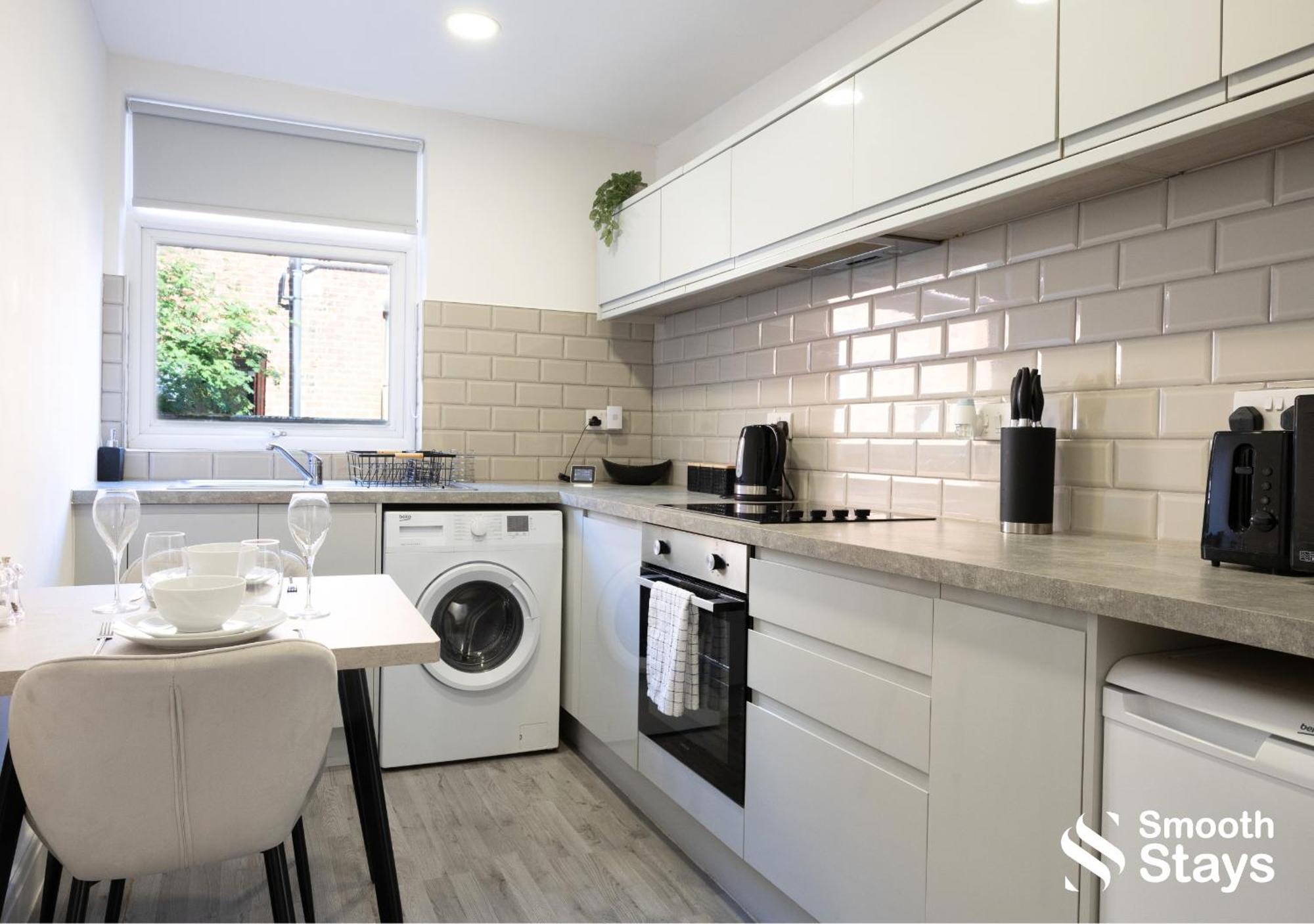 One Bedroom Apartment At Smooth Stays Short Lets & Serviced Accommodation Preston With Parking Near Train Station 외부 사진