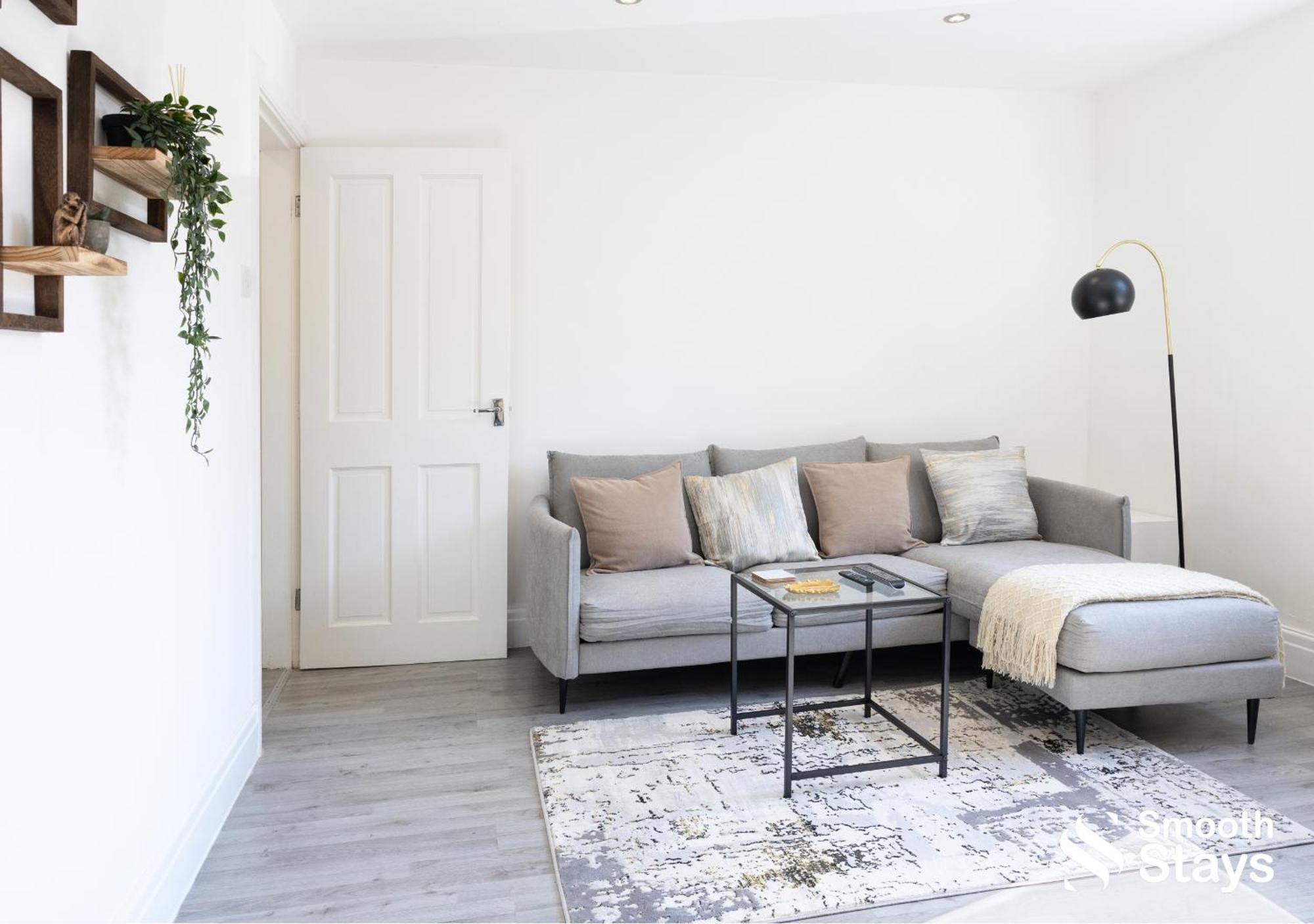 One Bedroom Apartment At Smooth Stays Short Lets & Serviced Accommodation Preston With Parking Near Train Station 외부 사진